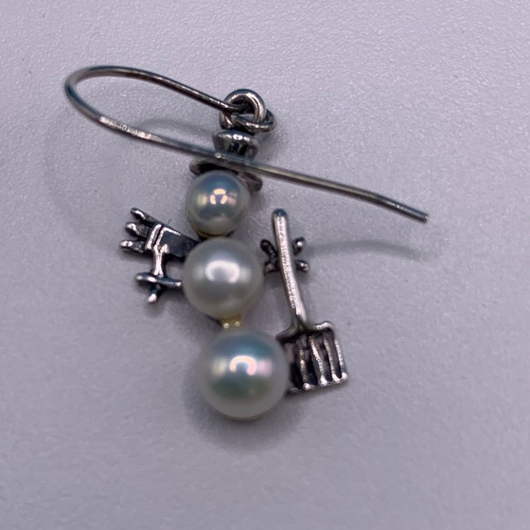 Silpada Vintage Sterling Pearl Snowman French Wire Earrings - Picture 5 of 11